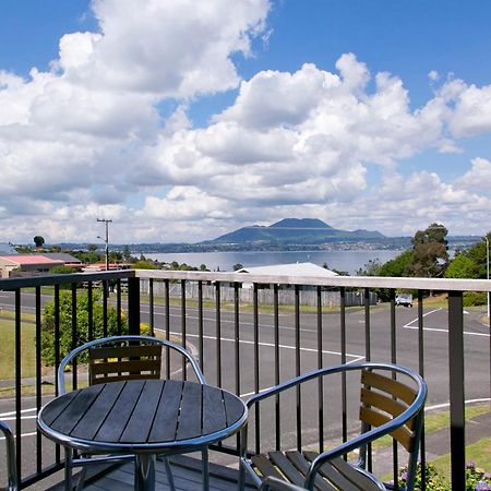 Acacia View At No 3 - Acacia Bay Holiday Home เทาโป ภายนอก รูปภาพ